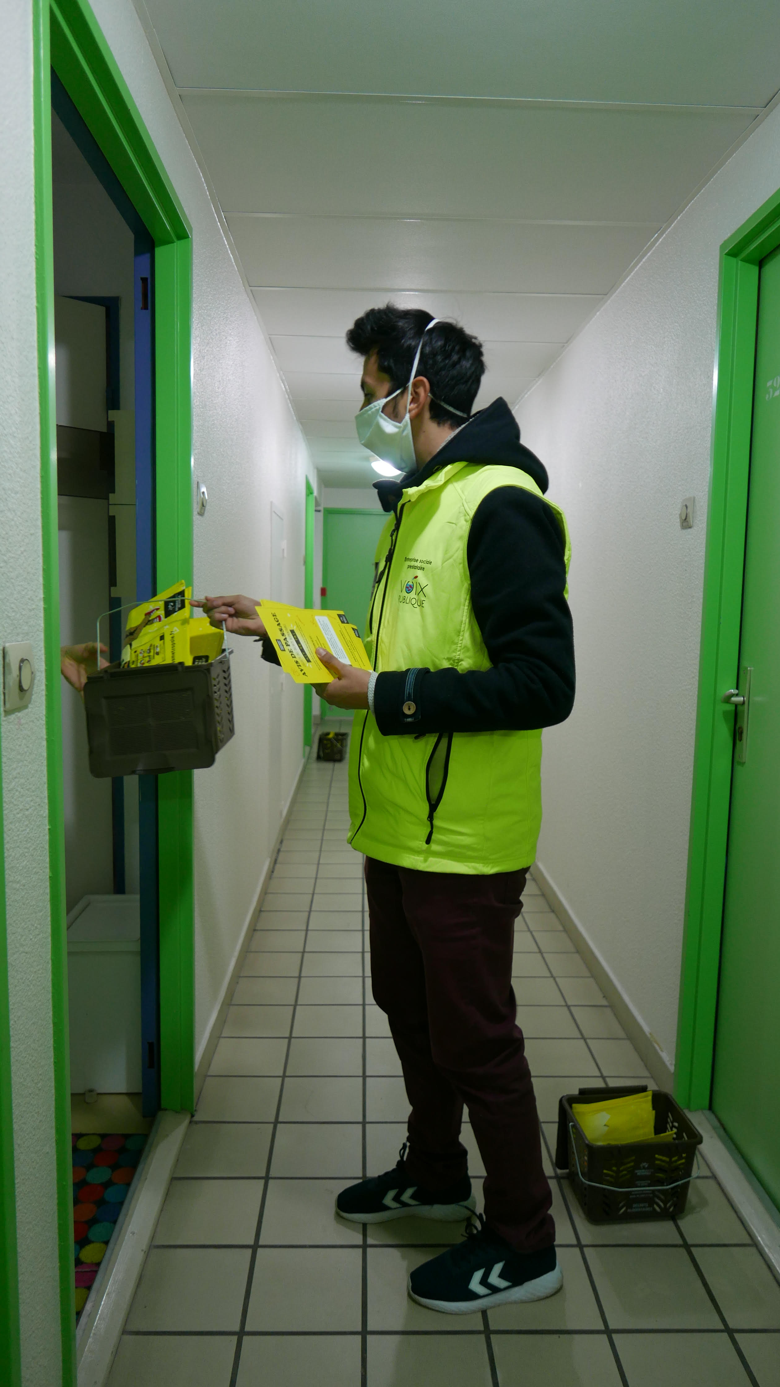 sensibilisation concertation porte-à-porte