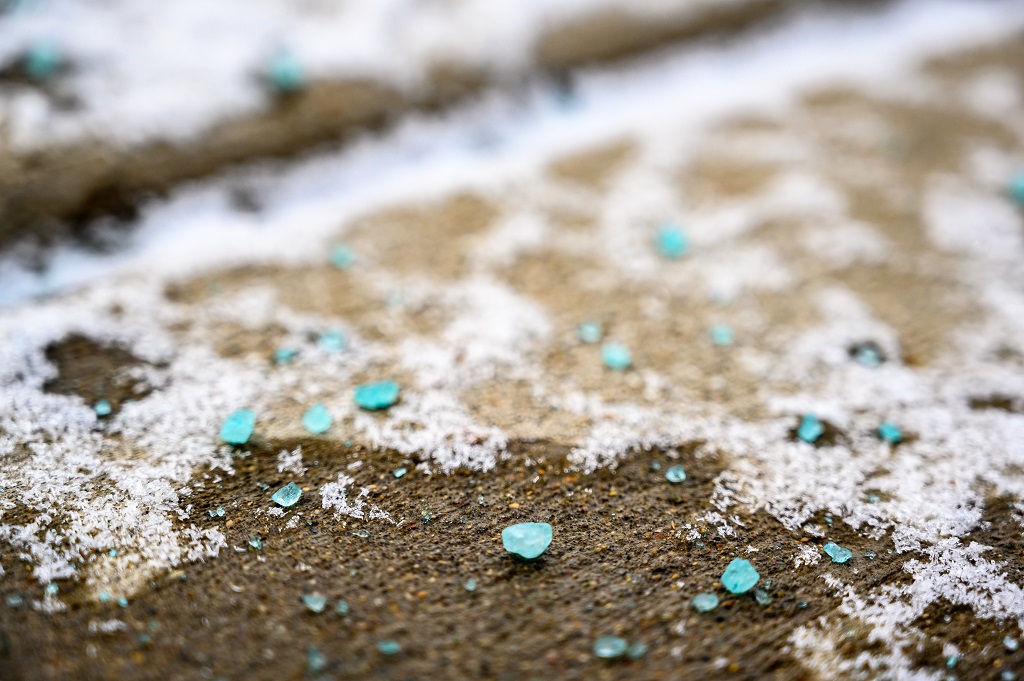 Are There Any Sand and Salt Alternatives