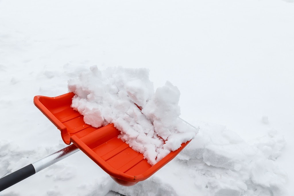 Removing Snow for the Safety of Your Customers