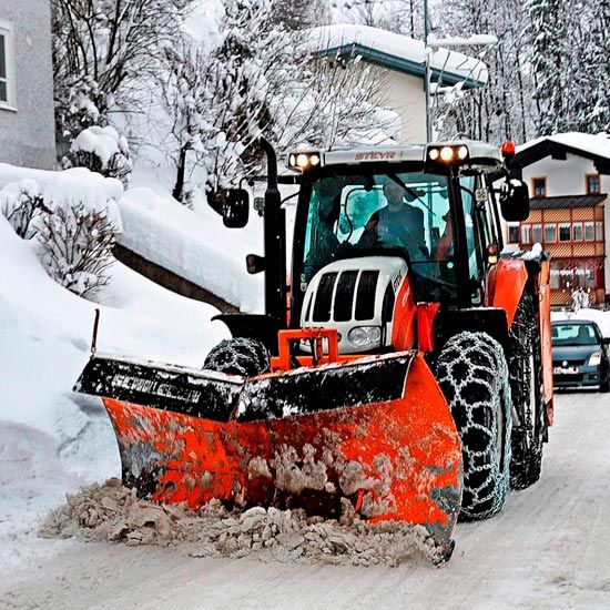 Why Our Clients Think We are One of the Best Snow Removal Companies in St. Paul