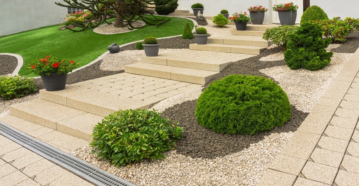 Why Our Clients Say That We Are the Best Commercial Landscape Contractor in Hudson
