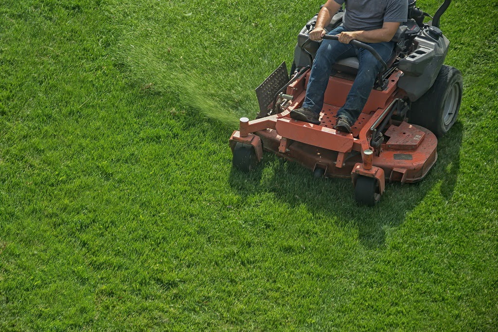 Why Our Clients Think that We are the Best Landscape Contractors in Iowa Falls, Iowa