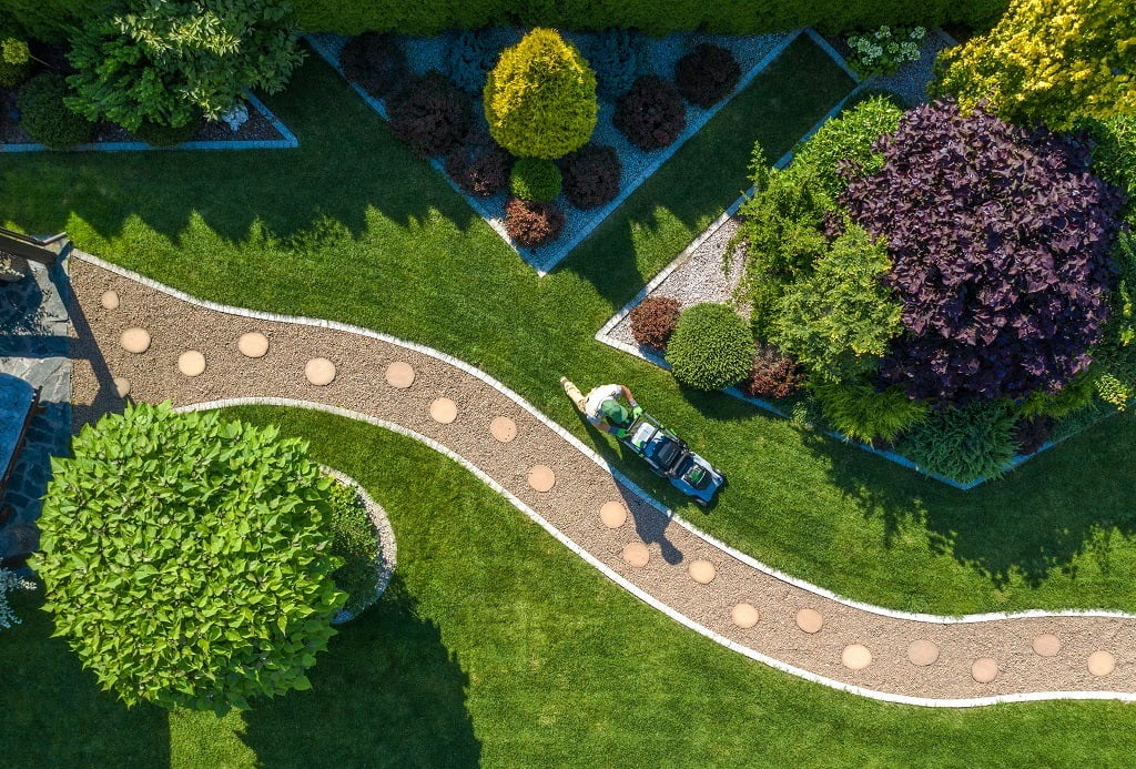 Why Our Clients Think that We Are the Best Landscape Contractors in Sioux Falls