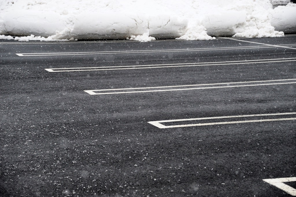 Parking Lots Snow Removal