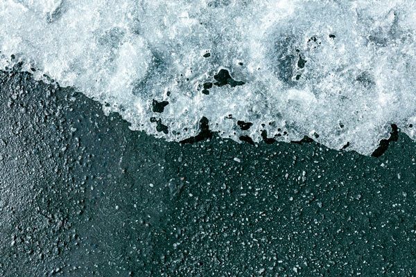 What is liquid deicer