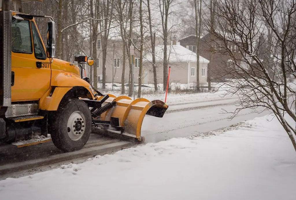 driveway snow removal cost