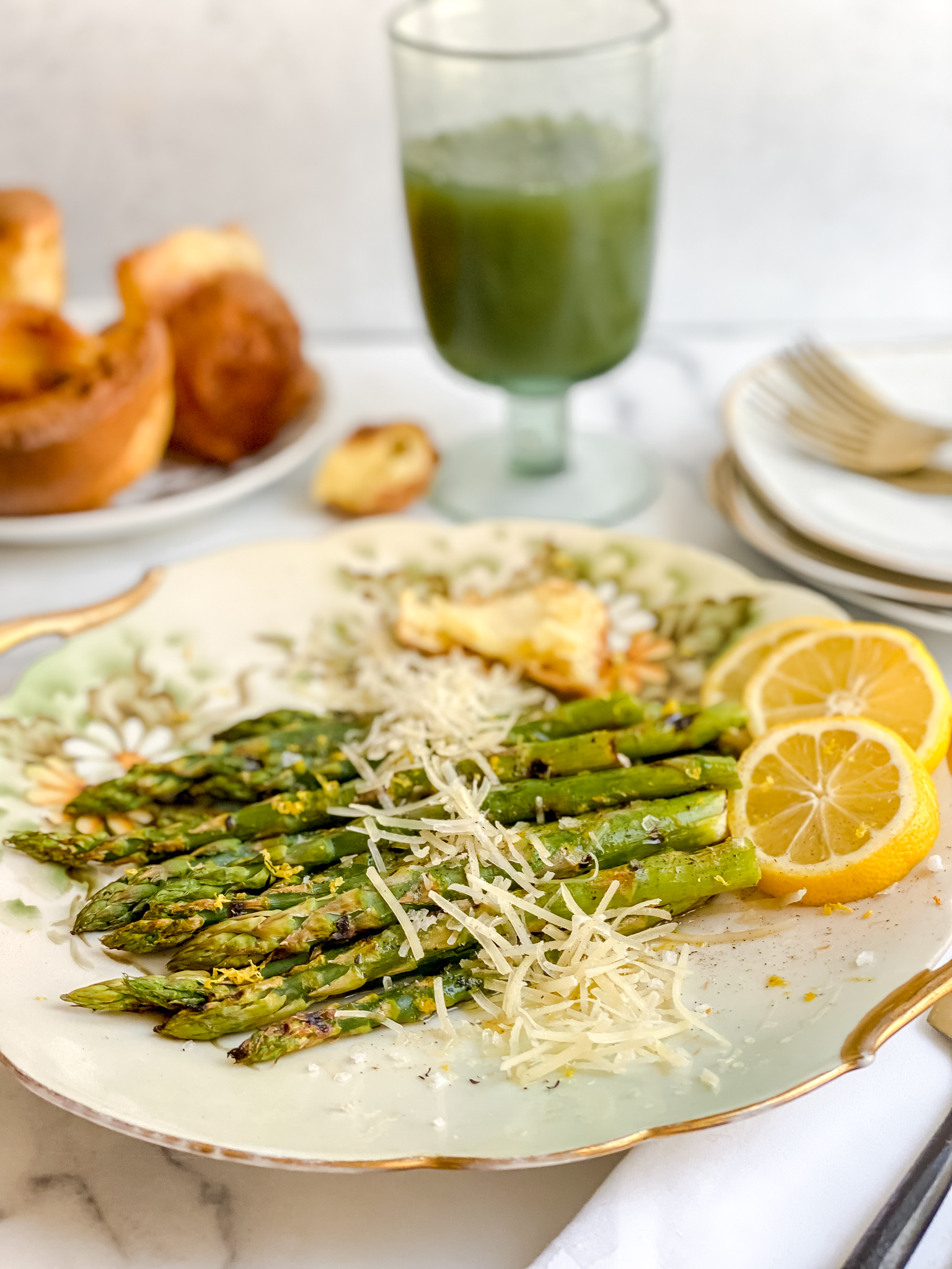 Grilled Asparagus With Lemon and Parmesan