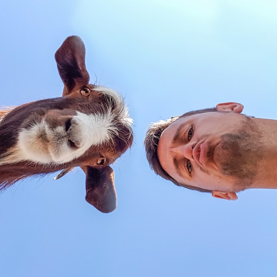 Dan Flying Solo, one of the top travel bloggers