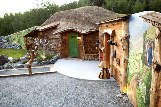 Hobbit House