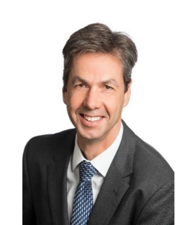 Stefan Gräter, PhD, CFA, CFP