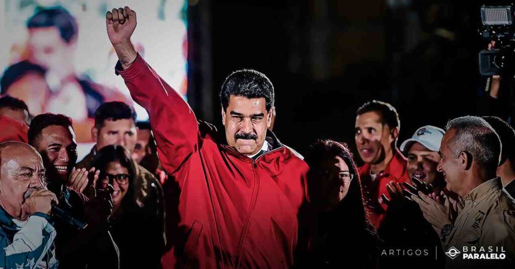 O problema econômico continua se agravando: as crises de abastecimento Quanto mais poderes Chávez acumulava, mais os empresários e investidores deixavam a Venezuela. A economia piorava. Sob o pretexto de combater a inflação, o presidente instituiu uma política de controle cambial. Uma estatal passou a controlar a venda de dólares e autorizar importações.  Como o foco das exportações era o petróleo, Chávez não se preocupou com o desenvolvimento agrícola e industrial da Venezuela.   A maior parte dos alimentos tinha que ser importada. As indústrias foram nacionalizadas e outras foram expropriadas, assim como as propriedades rurais.  Começaram as contínuas crises de abastecimento, os alimentos e produtos essenciais tornaram-se escassos. A insatisfação contaminou a população e marchas e paralisações foram organizadas.  A resposta chavista foi violenta.   Ao mesmo tempo, Hugo Chávez enfrentava graves problemas de saúde e teve que se isolar em Cuba para tratar-se de um câncer. Reeleito pela quarta vez, nem mesmo conseguiu comparecer à sua própria posse.   Hugo Chávez morreu em 5 de março de 2013. Seu substituto foi Nicolás Maduro, um de seus principais auxiliares.   O governo de Nicolás Maduro e a ditadura na Venezuela