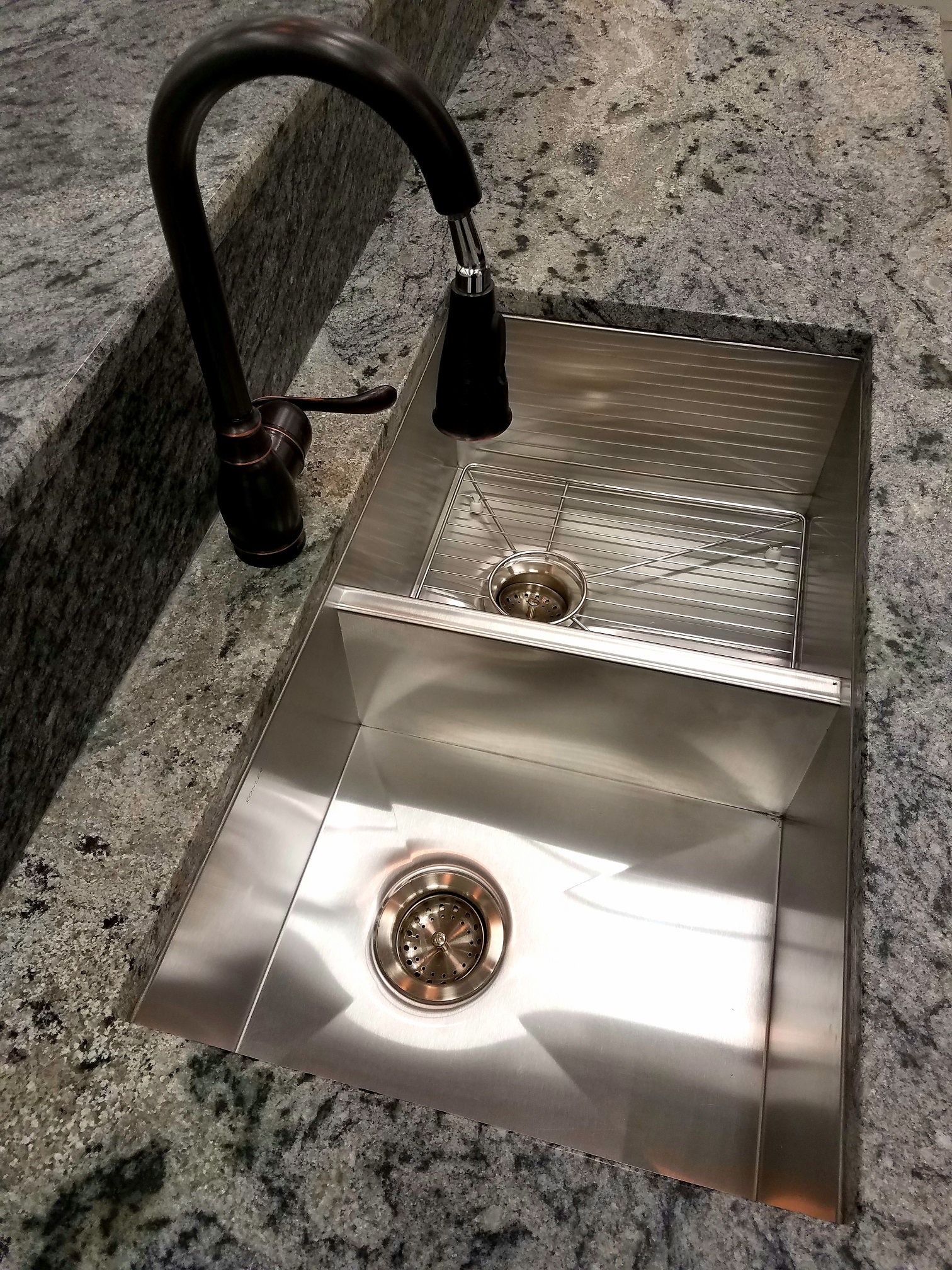 new sink with granite counter