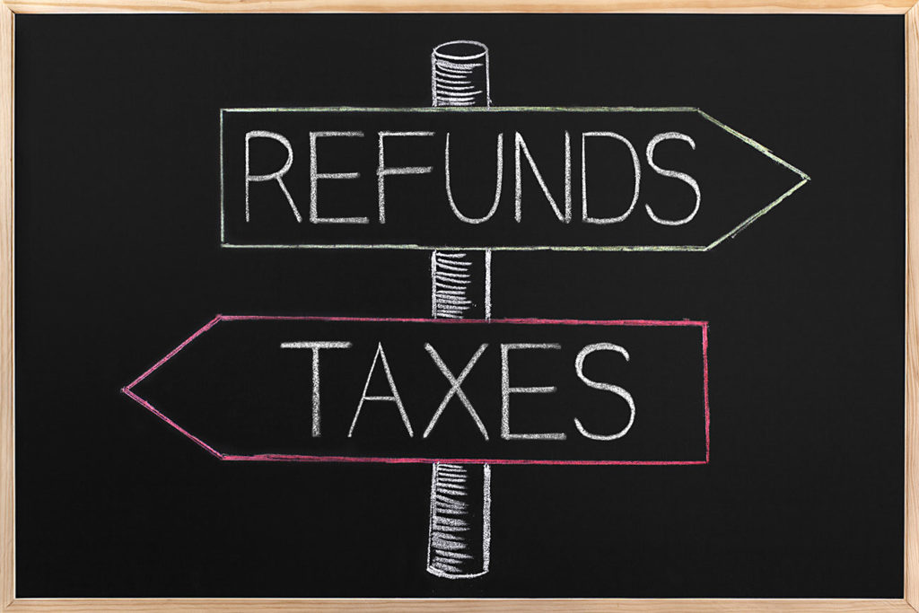 Choic–µ Refunds or Taxes wrriten on opposite arrows on Blackboard