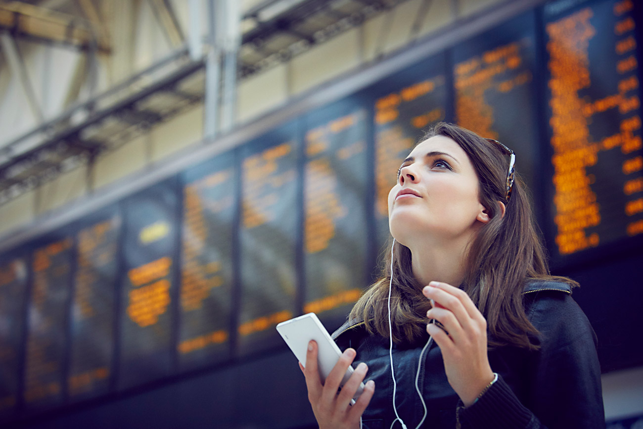 Freelance Jobs for Travelers: Get Paid to Explore the World