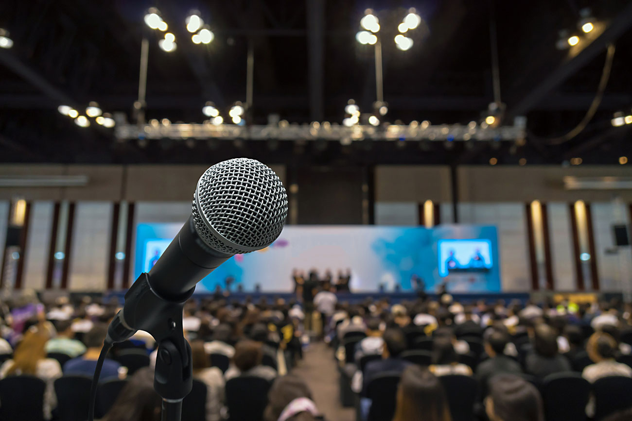 How to Communicate Effectively in Business