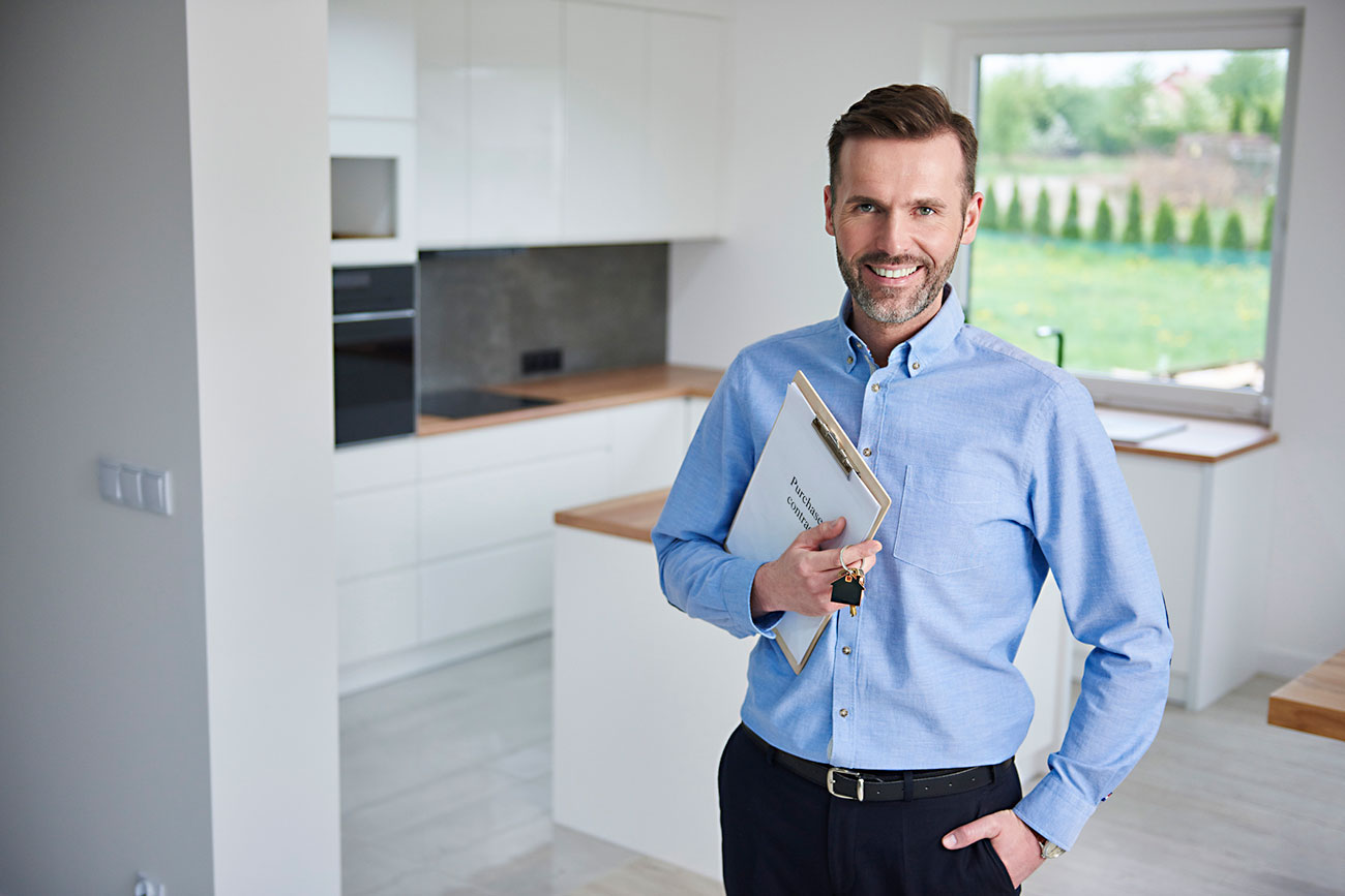 What Are Real Estate Agents Insurance Requirements?