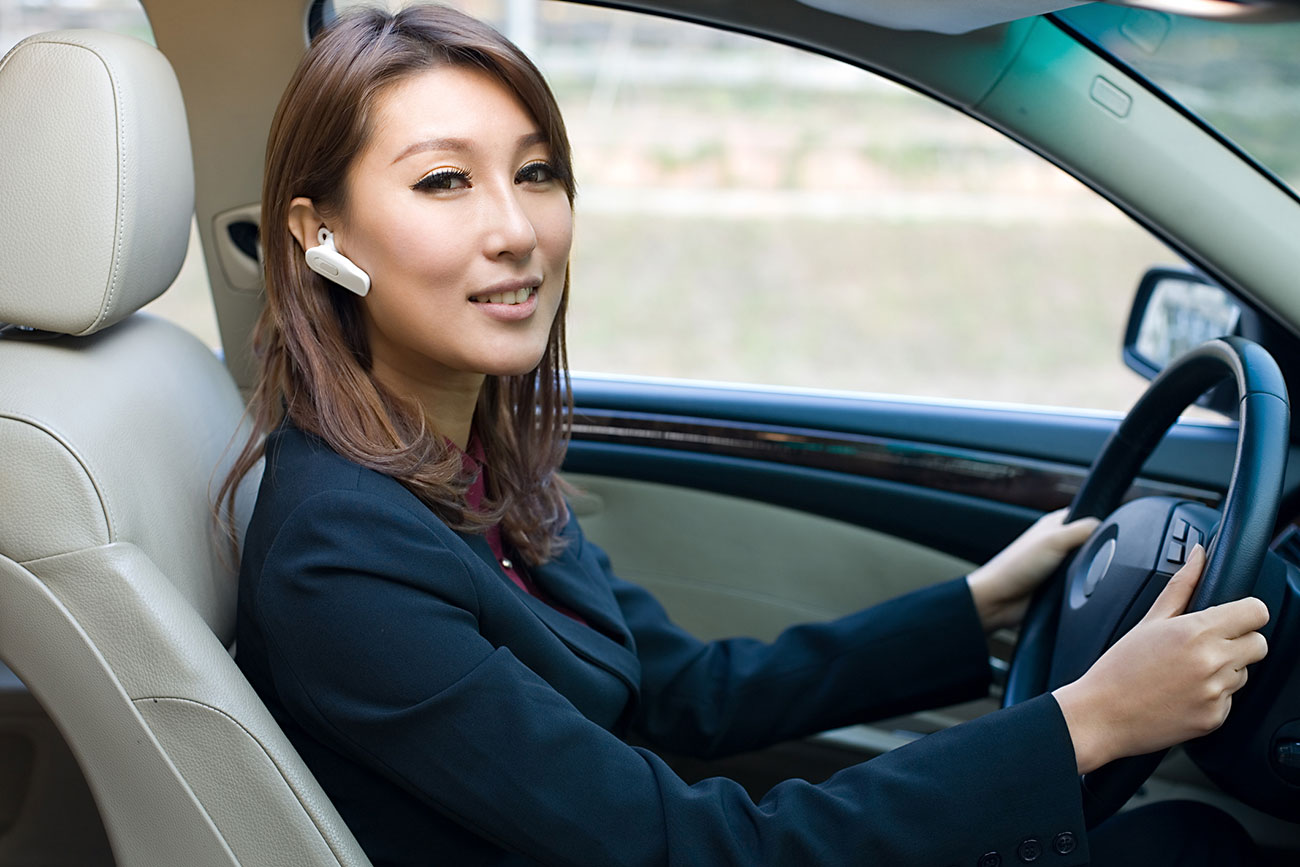 What is the IRS standard mileage rate for 2018?