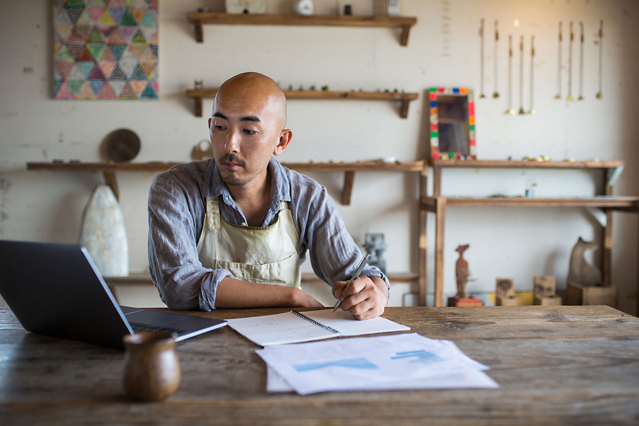 Essential small businesses accounting tips