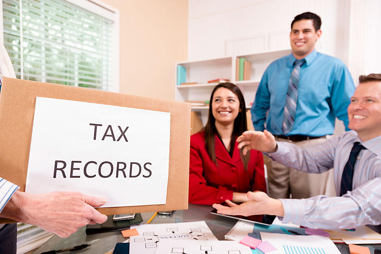 How do I become an enrolled agent?