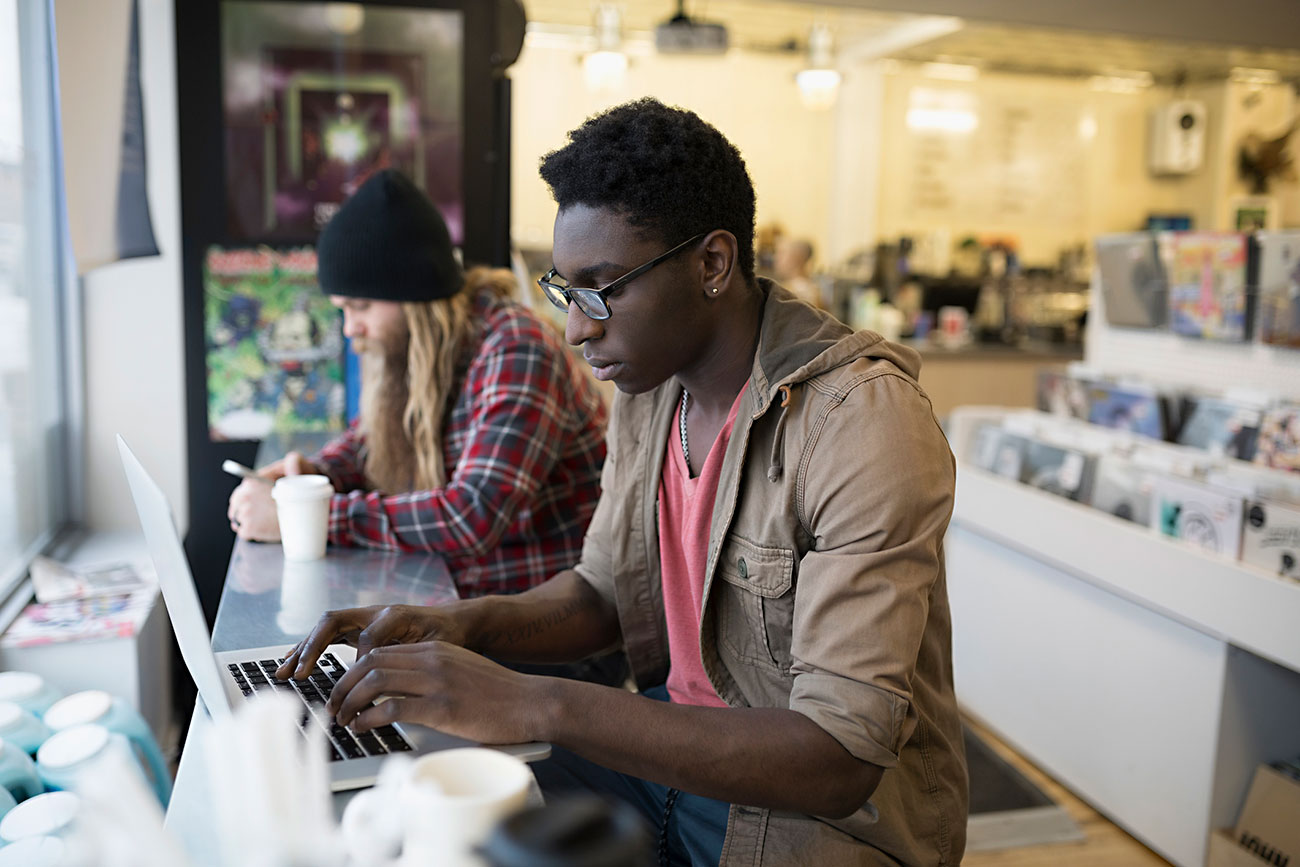 How to set up free WiFi for customers