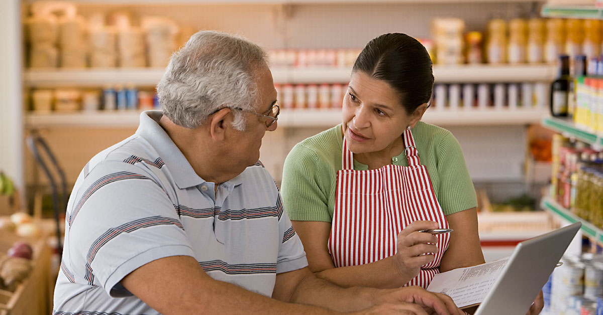 How to select an online payroll service