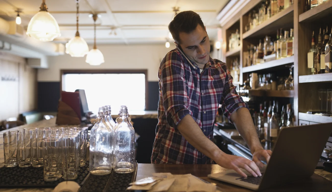 How to manage your small business finances more efficiently