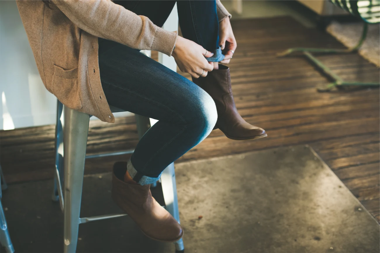 Tax Tip Tuesday: When Can You Deduct the Cost of Clothing?