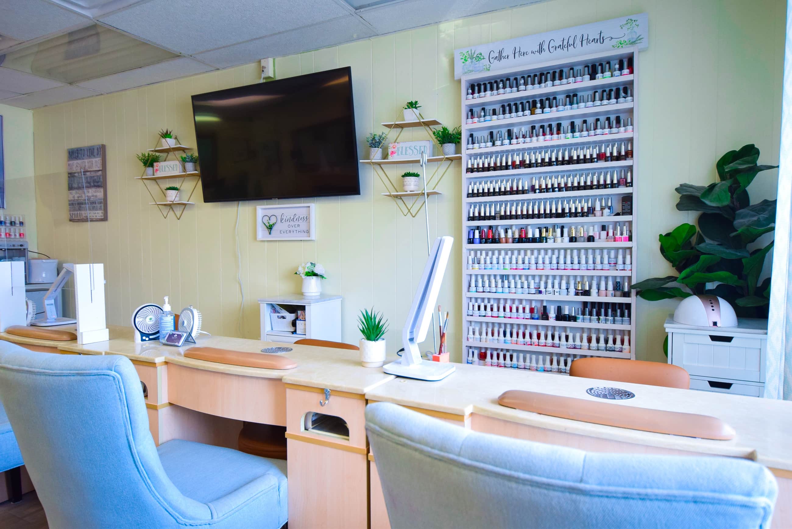 Hanna's Nails West Chester, PA