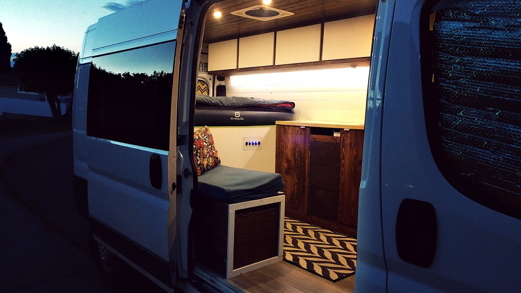 Featured Van Conversion (USA) Alpine Jonny's killer van conversion!