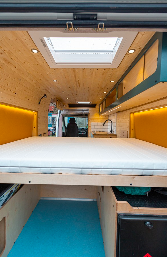 Robbie's Ultimate Climbing Citroen L3H2 Van Conversion guide ebook