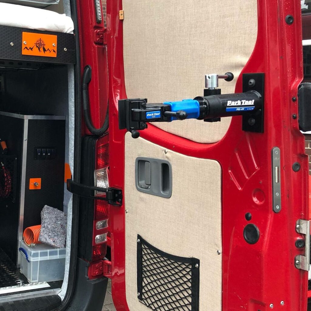 mercedes sprinter park tool