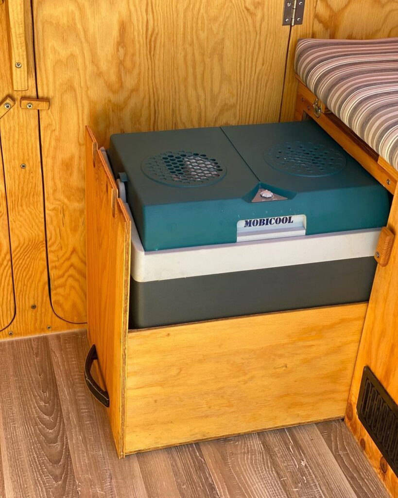 mobicool cool box