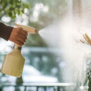 automatic water mister