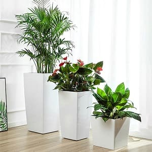 outdoor planter size