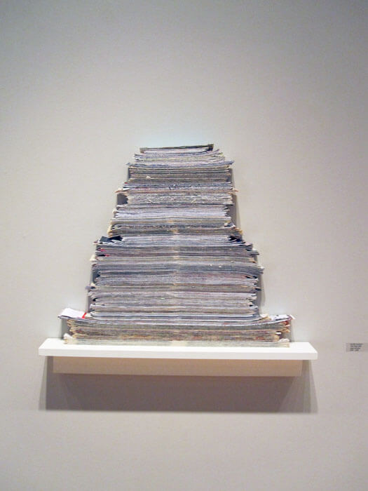 Free Paper 8-06 | Paper and glue, 20.25 x 24.75 x 2 inches, 18 lbs
