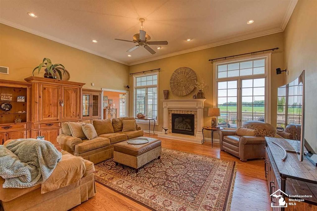 Great Lake Custom Homes