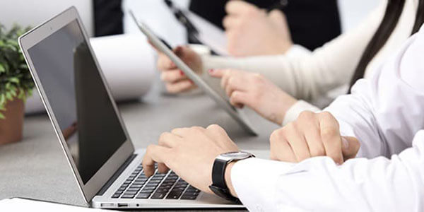 Contabilidade online funciona? Descubra as vantagens e desvantagens dessa modalidade