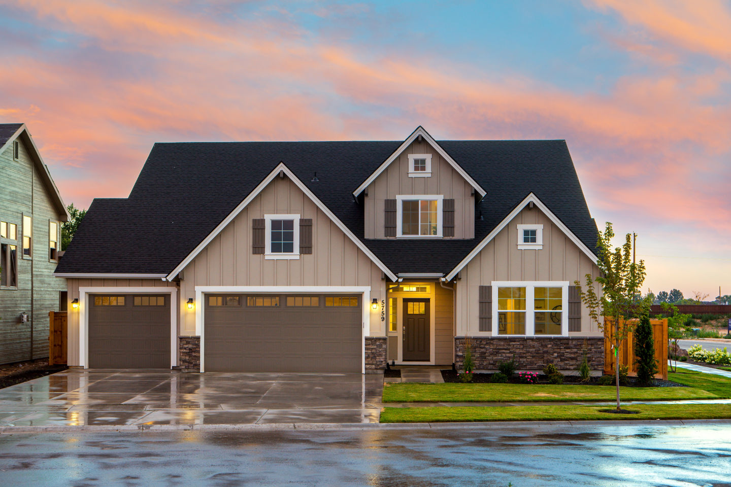 Image of a house in the suburbs