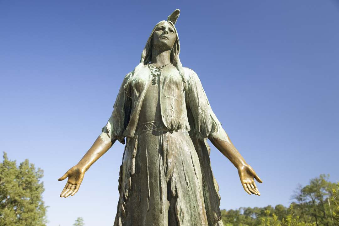 Statua di Pocahontas
