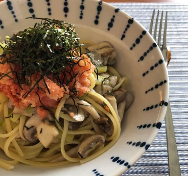 みんな大好き!たっぷり明太子とカットぶなしめじの和風パスタ!