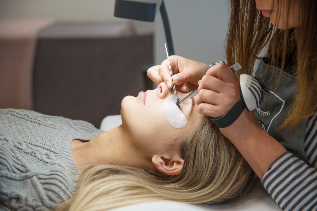 Lashed Leeds Freelance Eyelash & Eyebrow Artists