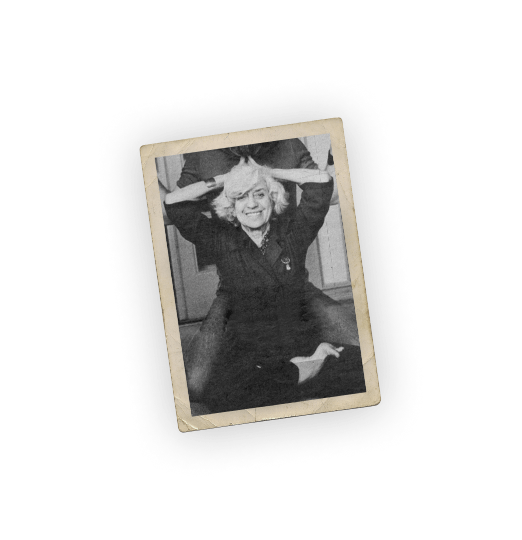 Anne Kalso yoga pose