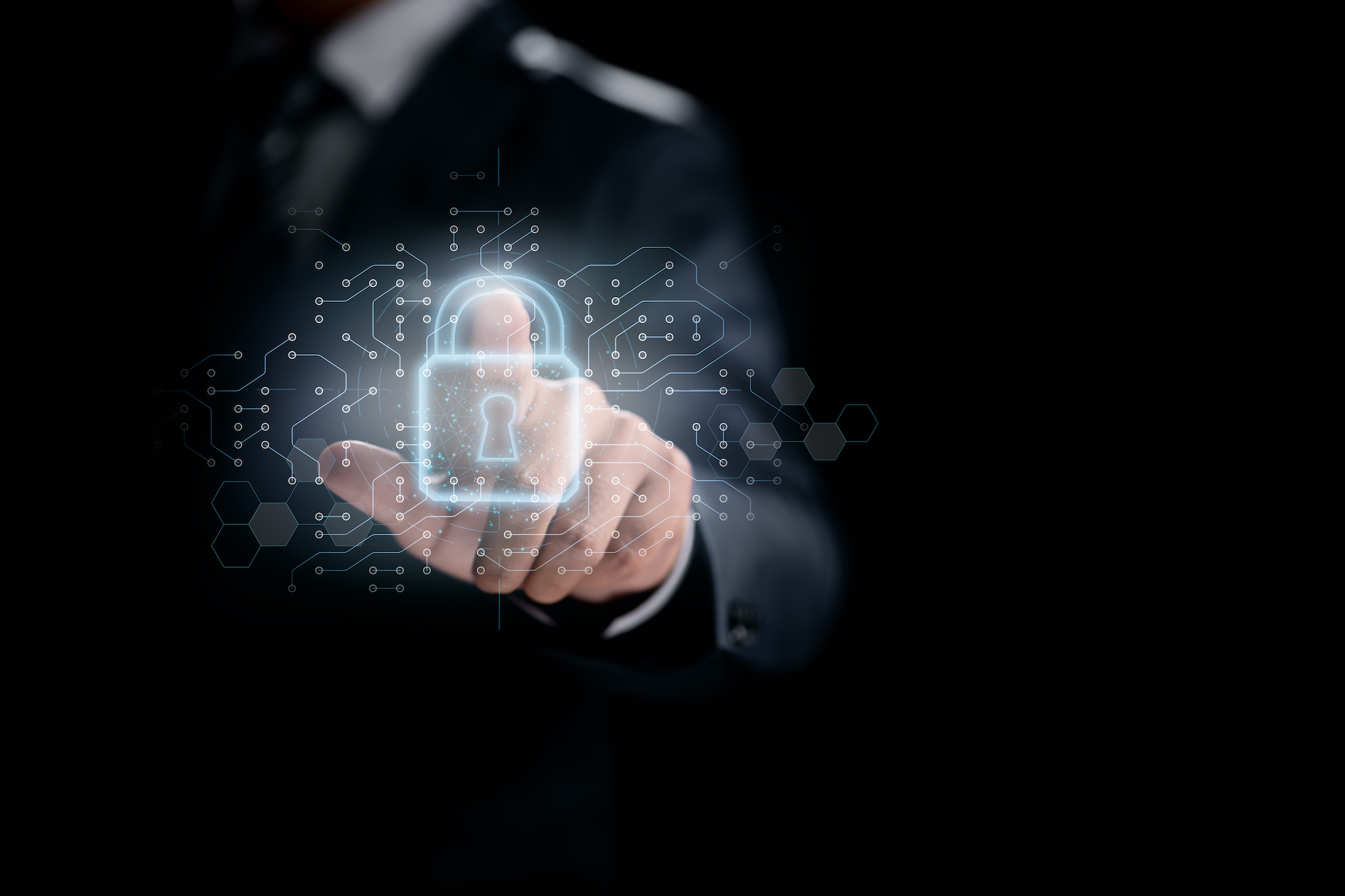 avvocati esperti in privacy, cybersecurity, lucchetto, diritto dell'informazione