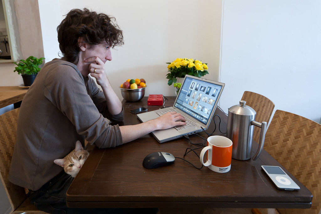 "Working from home" by Daveybot is licensed with CC BY-NC-SA 2.0