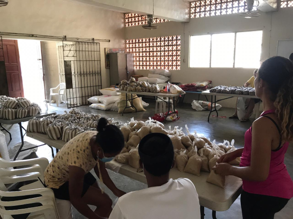 Preparación de despensas de alimentos
