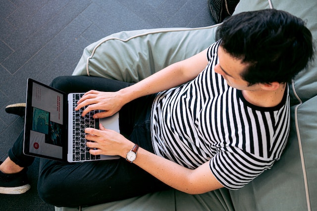 Assumere marketer freelance
