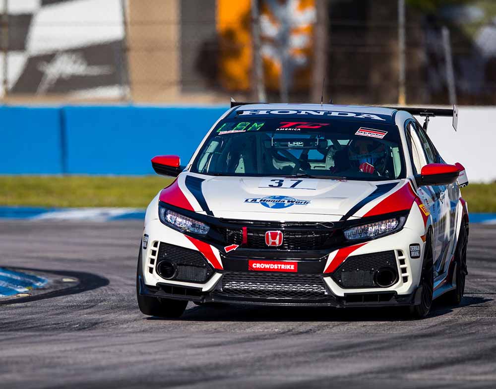 Honda Civic Type R TC at Sebring Int.