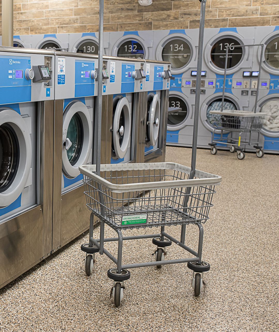 Cleveland Laundry Service Laundromats + Delivery Service