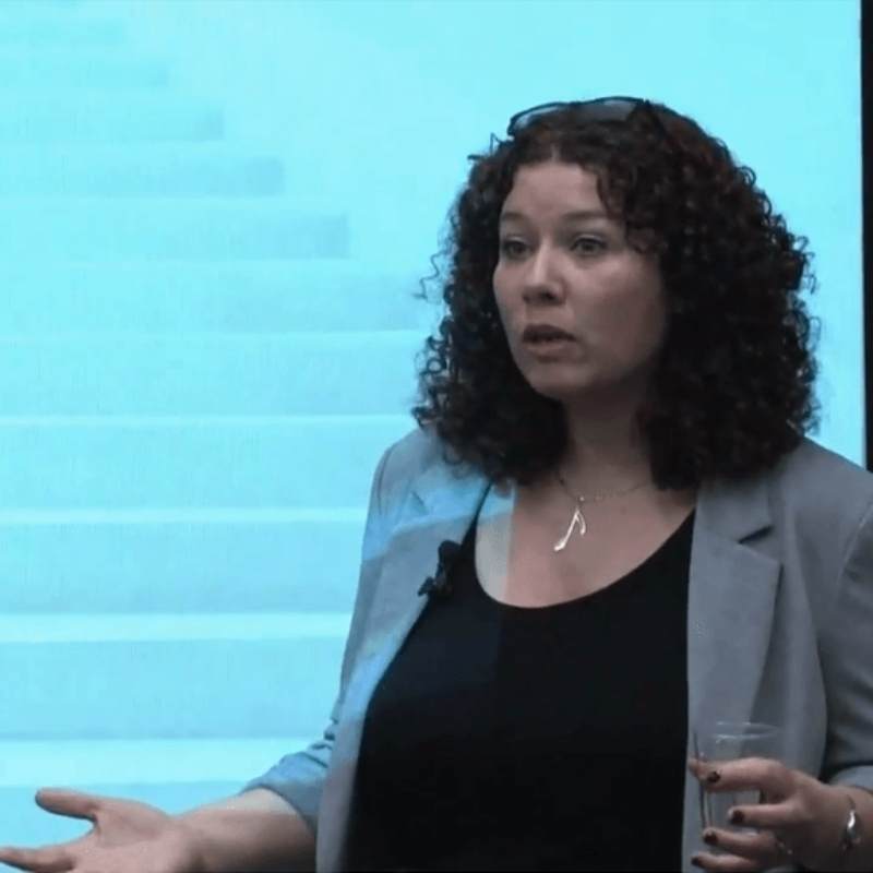 kim presenting at conference