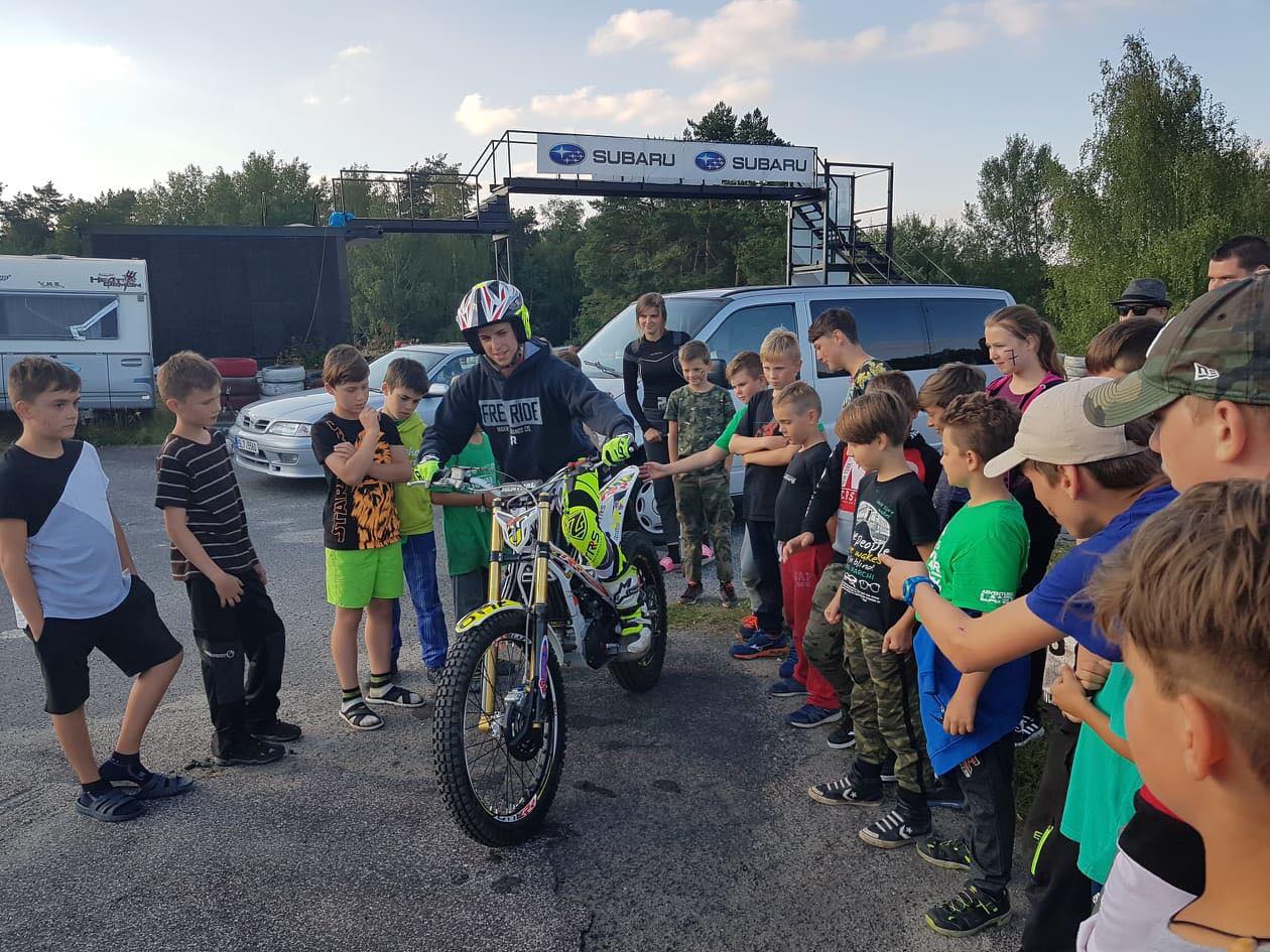 Junior Adventure Camp na motorce